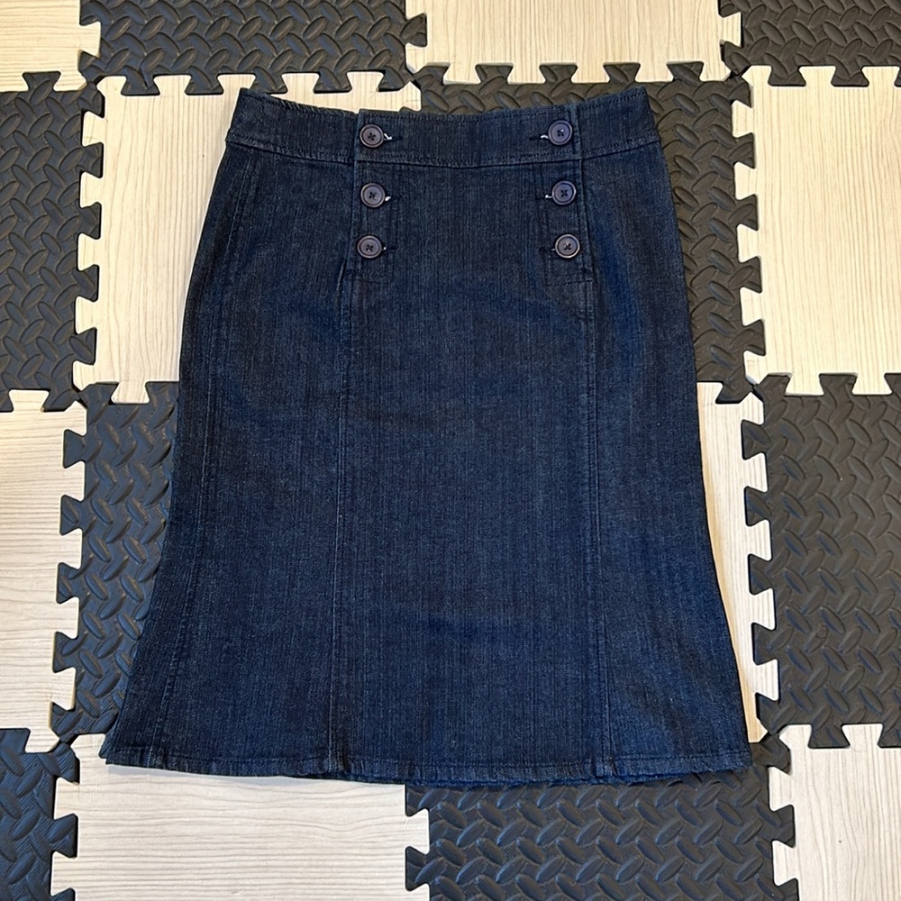 New York and company  Jean skirt size 4 NWT